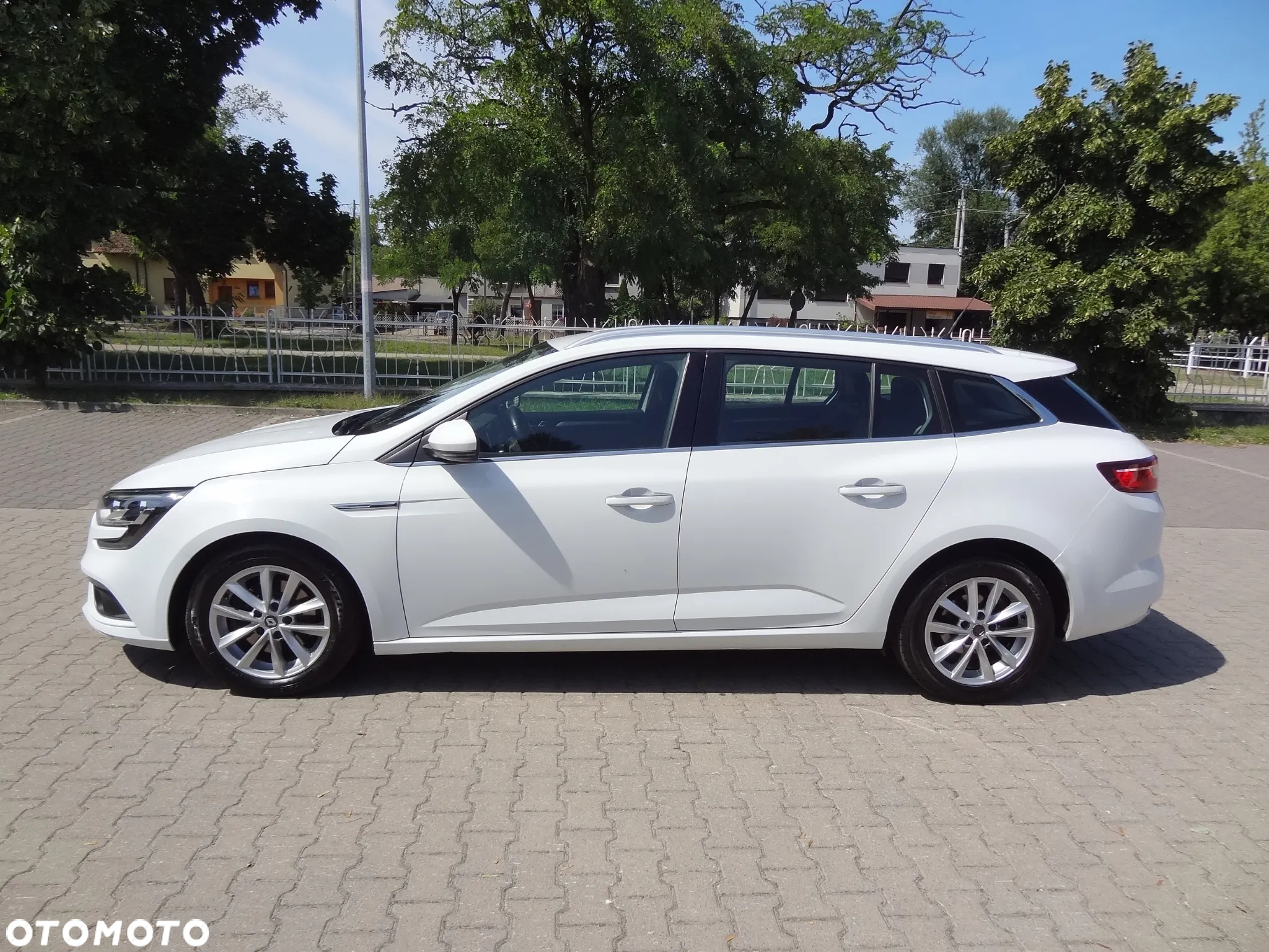 Renault Megane 1.6 dCi Business - 17