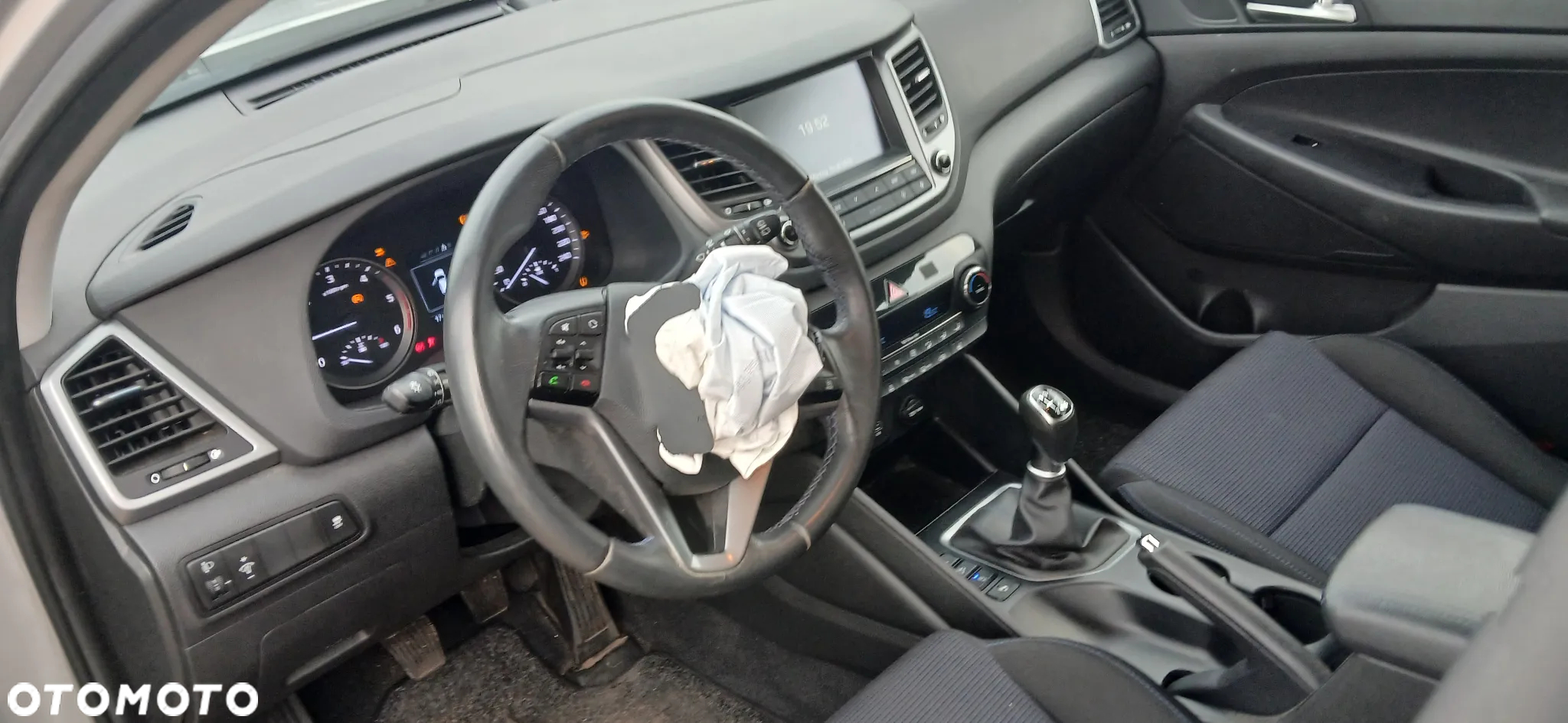 Hyundai Tucson 1.7 CRDI BlueDrive Comfort 2WD - 12