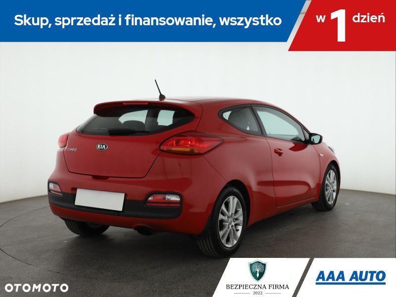 Kia ProCeed - 7