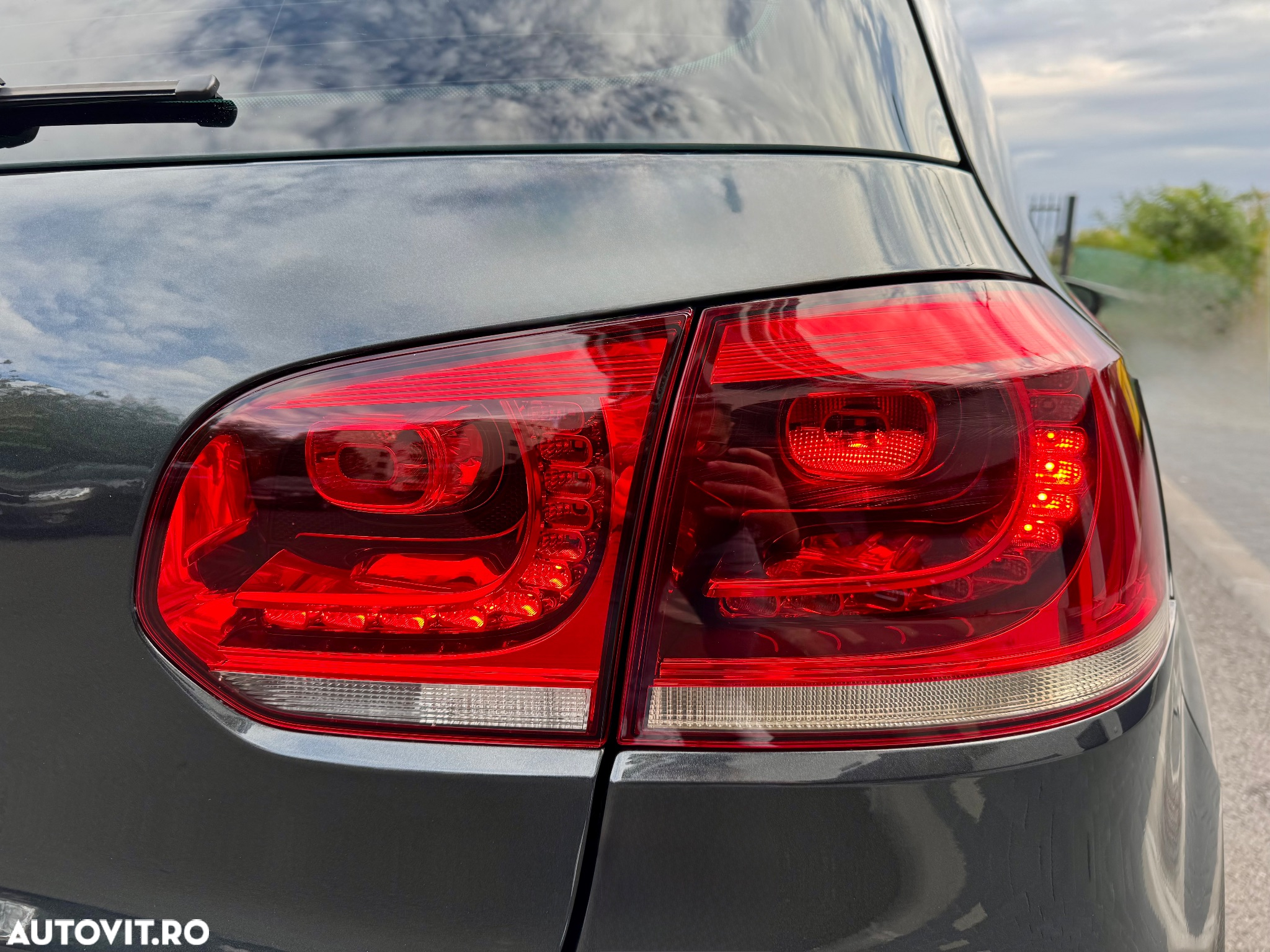 Volkswagen Golf 2.0 DPF GTD - 10