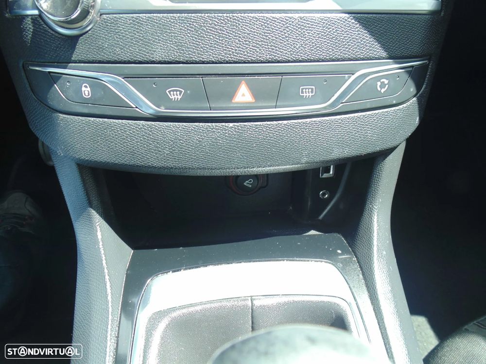 Peugeot 308 1.6 HDi Active - 30