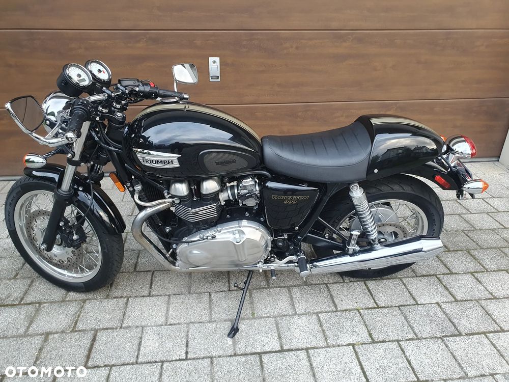 Triumph Thruxton - 5