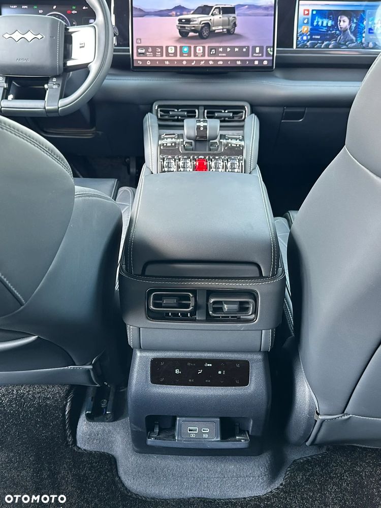 BYD Leopard 5 - 30