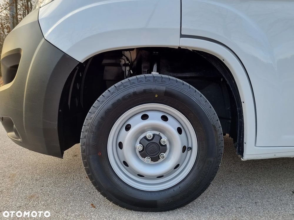 Fiat Ducato 2.3 Multijet 140 KM 6-cio Osobowy L3H2 Brygadowy - 23