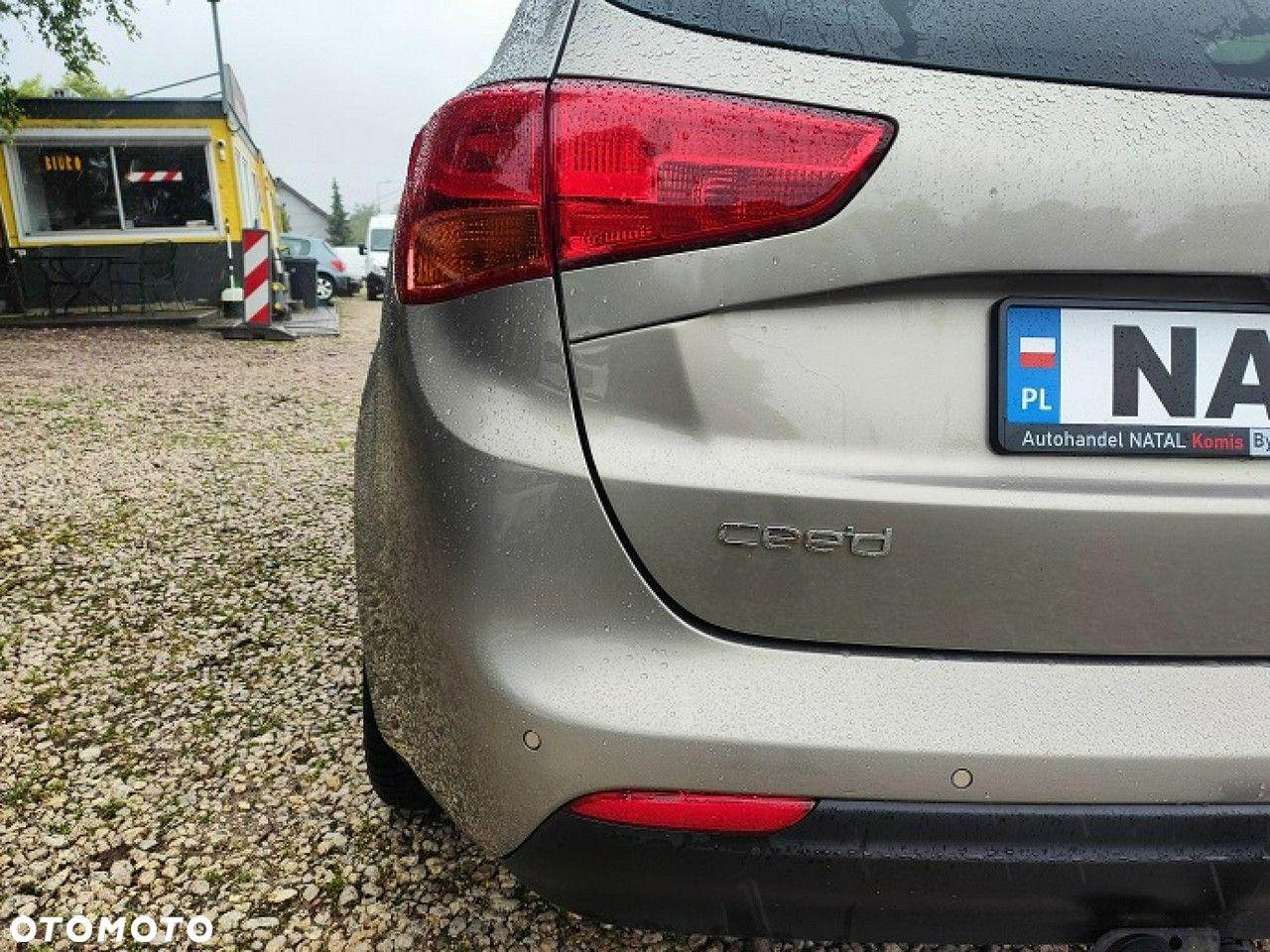 Kia Ceed - 9