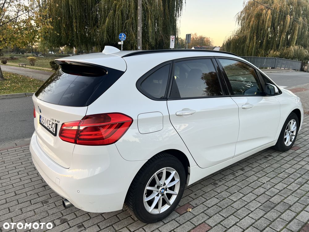 BMW 220I Active Tourer 2017 photo 4