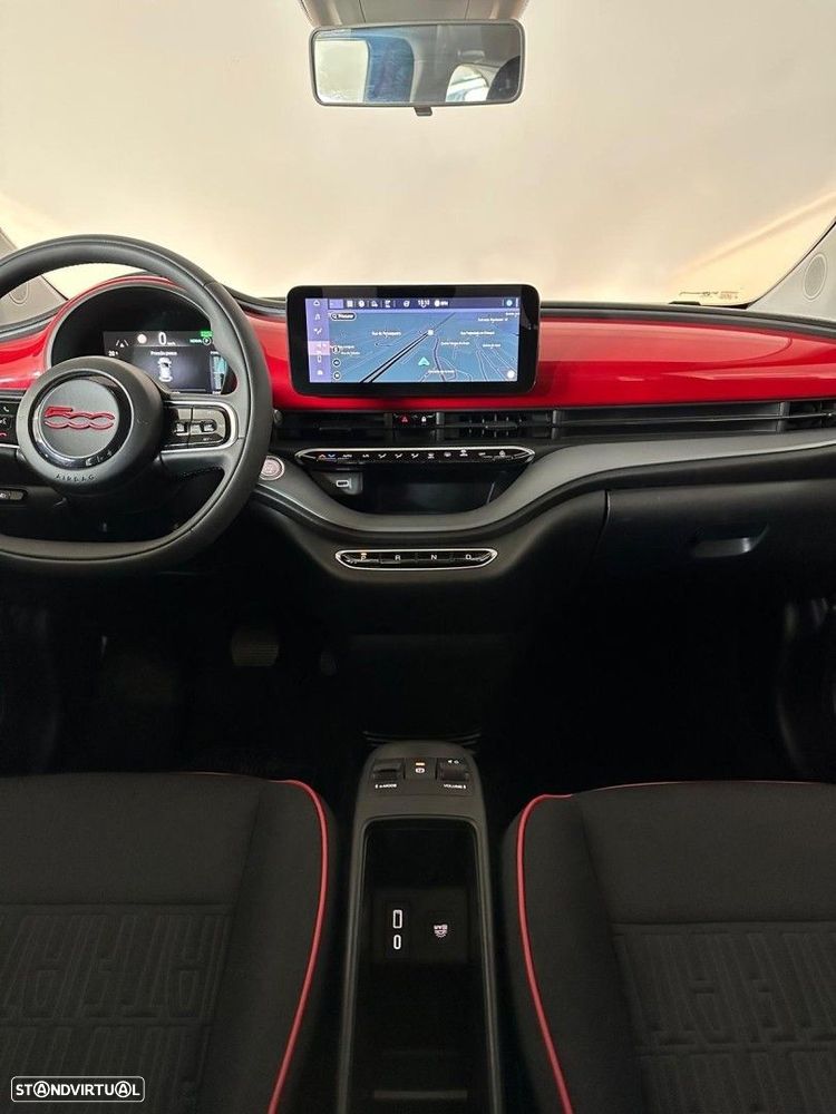 Fiat 500e (RED) - 8