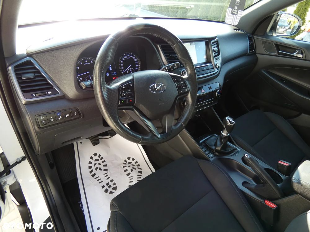 Hyundai Tucson blue 1.6 GDi 2WD Passion - 17