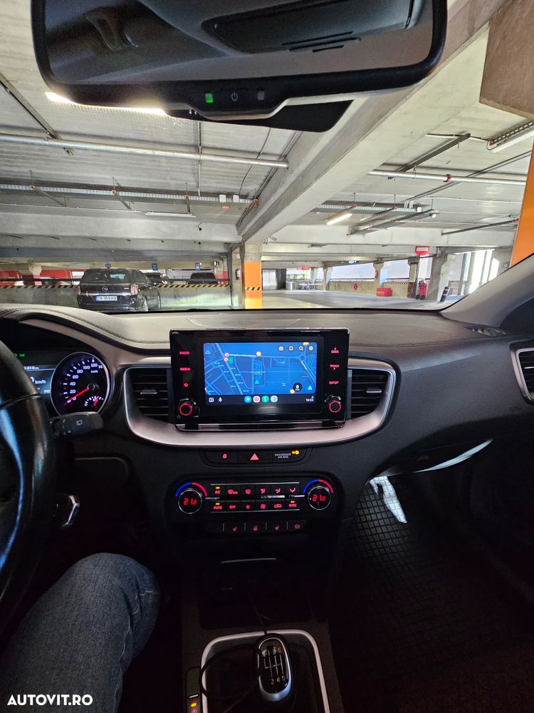 Kia XCeed 1.4 T-GDI 6MT City - 12