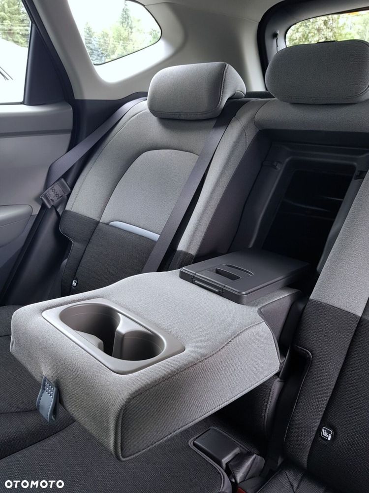 Kia Seltos 1.6 T-GDI M - 40