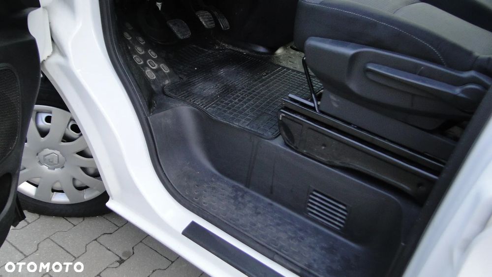 Renault Trafic - 14