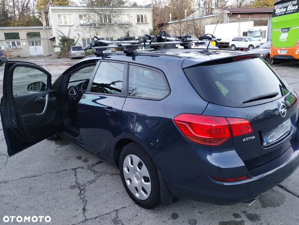 Opel Astra IV 1.4 T Enjoy - 15