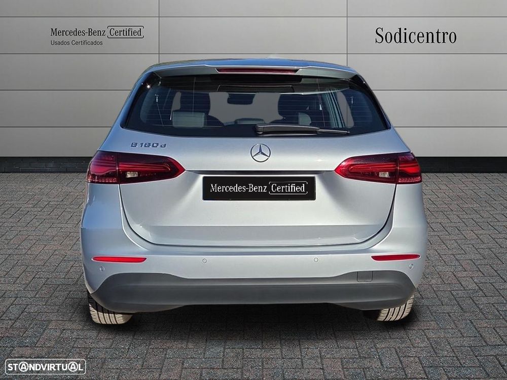 Mercedes-Benz B 180 d - 9