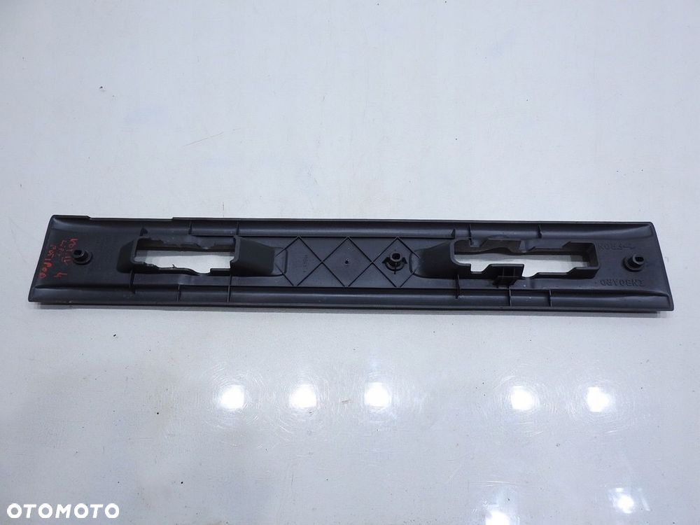 OSŁONA SZYNY FOTELA CHRYSLER VOYAGER IV LIFT - 3