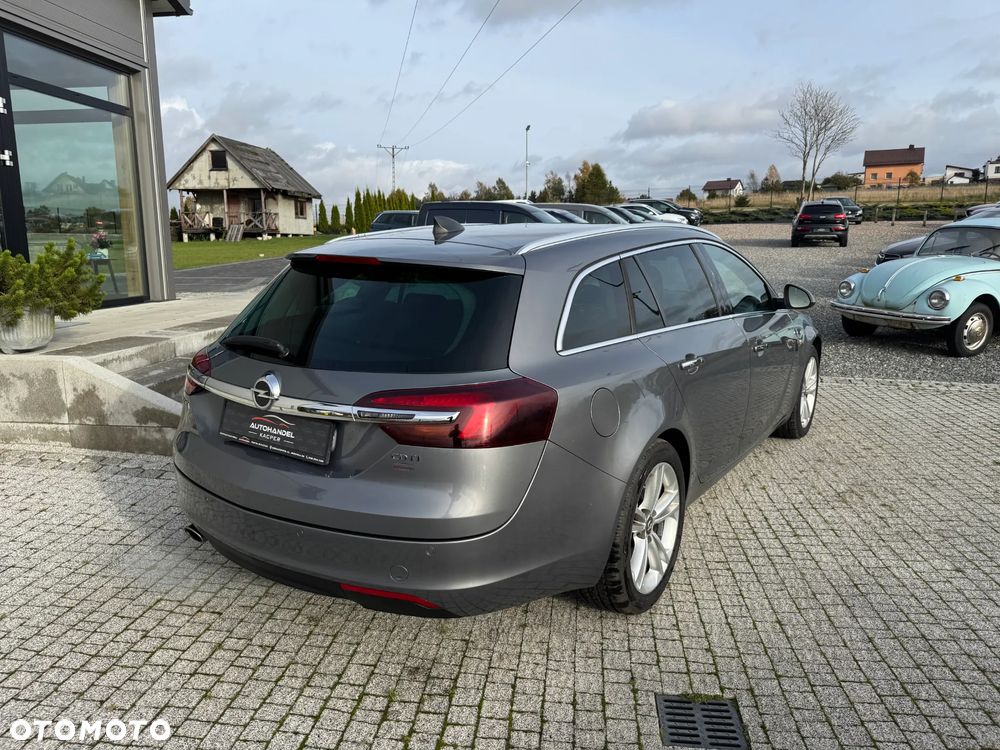 Opel Insignia - 10