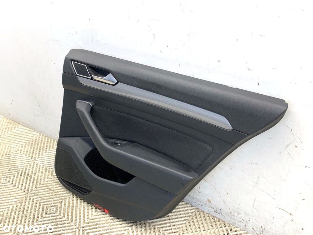 BOCZEK DRZWI PRAWY TYŁ - 199.00 PLN - VW PASSAT B8 Variant (3G5, CB5) 2014 - 2022 1.5 TSI 110 kW - 2