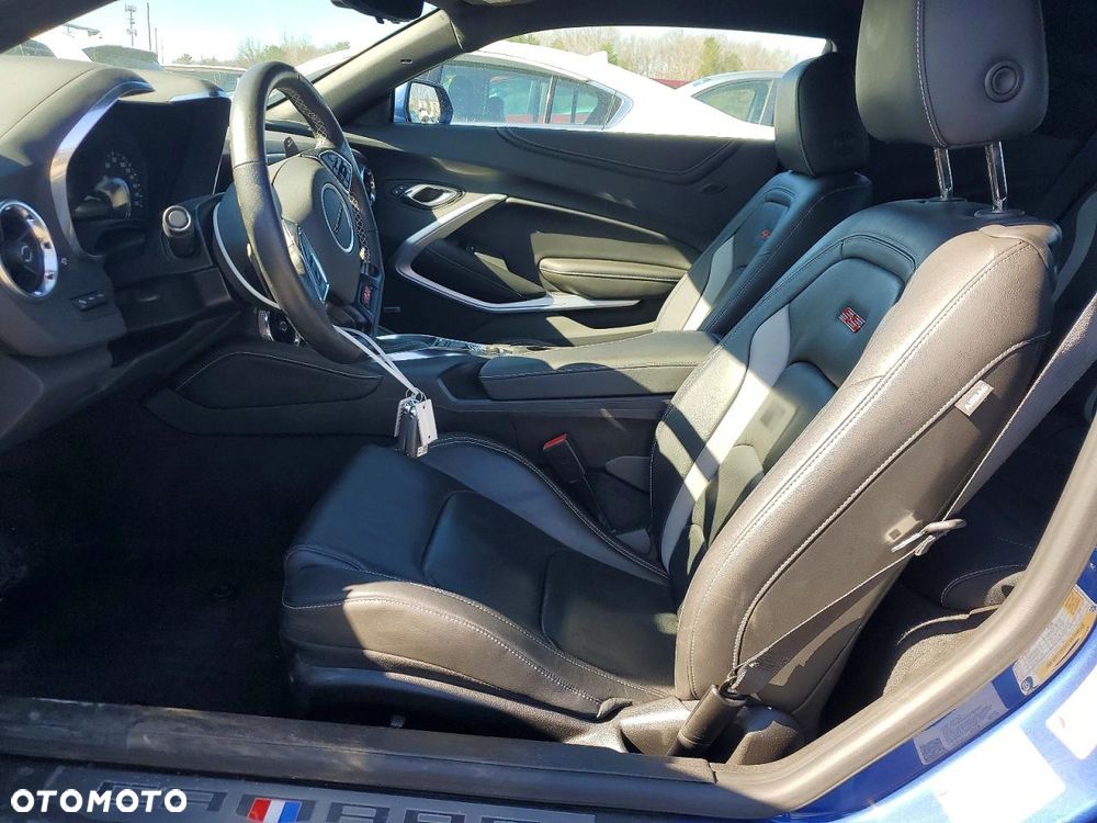 Chevrolet Camaro 6.2 V8 - 8