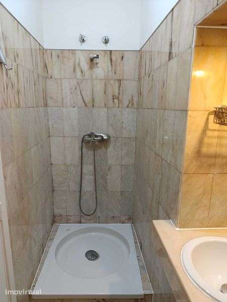 T1 – ALFAMA – 900€ - Grande imagem: 5/7