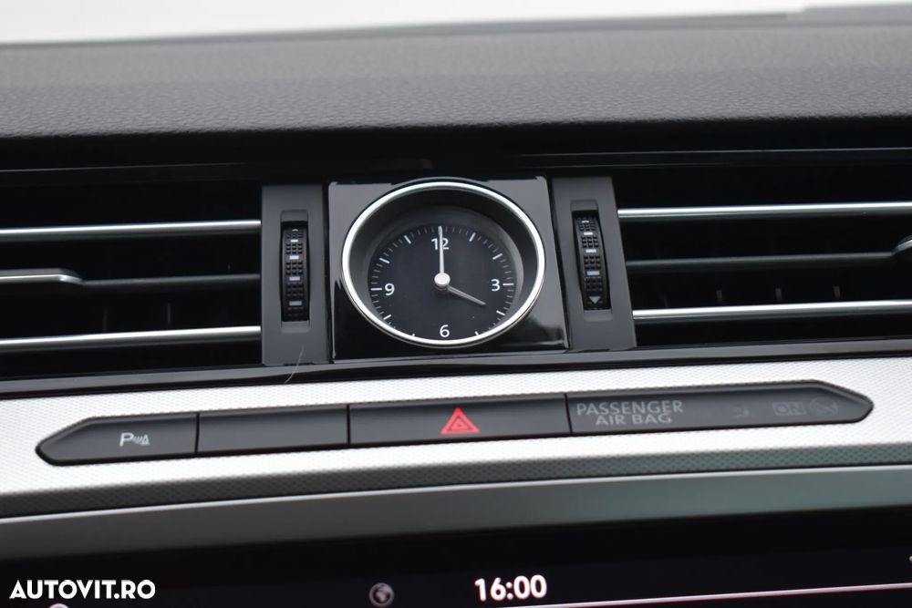 Volkswagen Passat 2.0 TDI SCR DSG Comfortline - 32