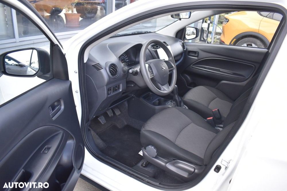 Mitsubishi Space Star - 20