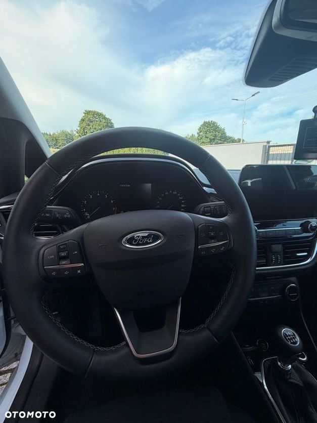 Ford Fiesta 1.0 SYNC Edition - 19