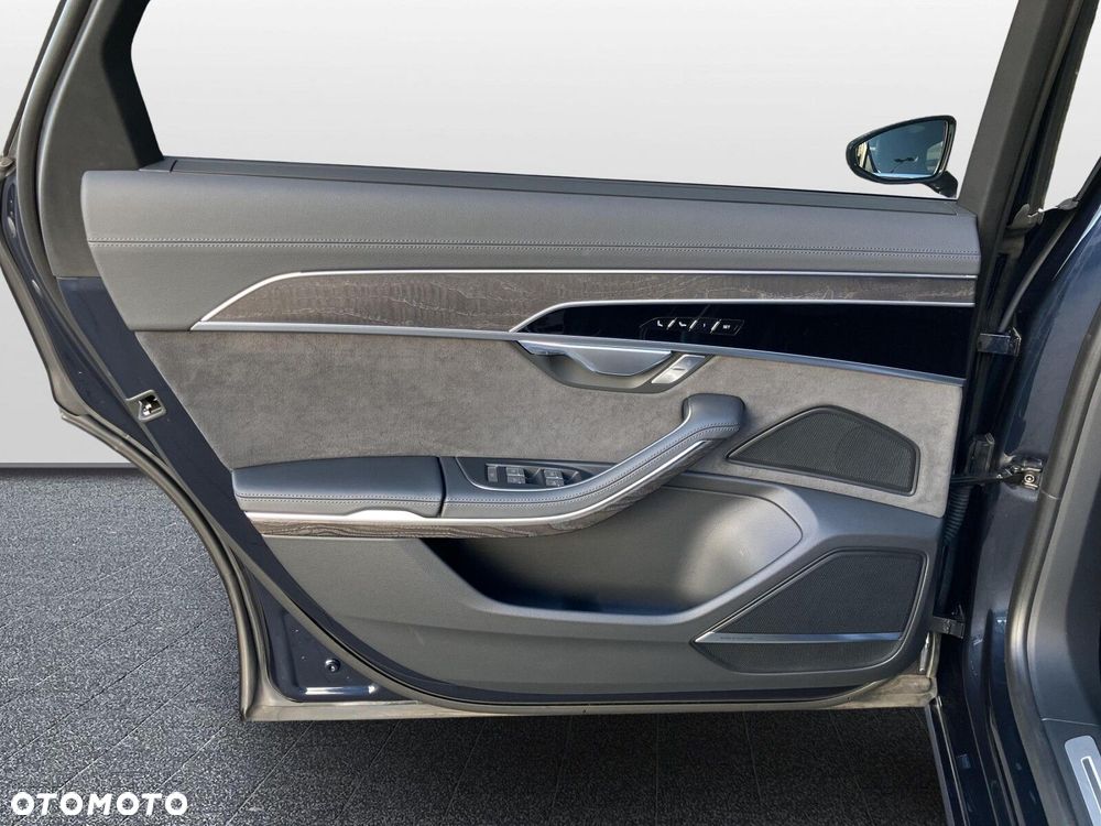 Audi A8 - 31