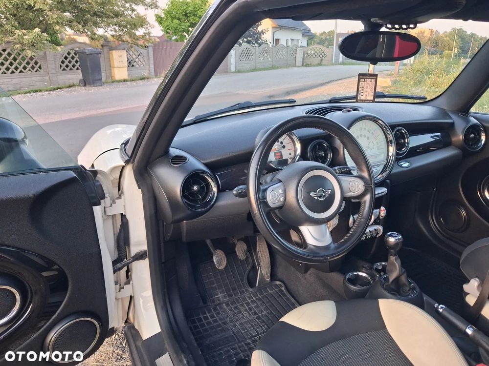 MINI Clubman - 30