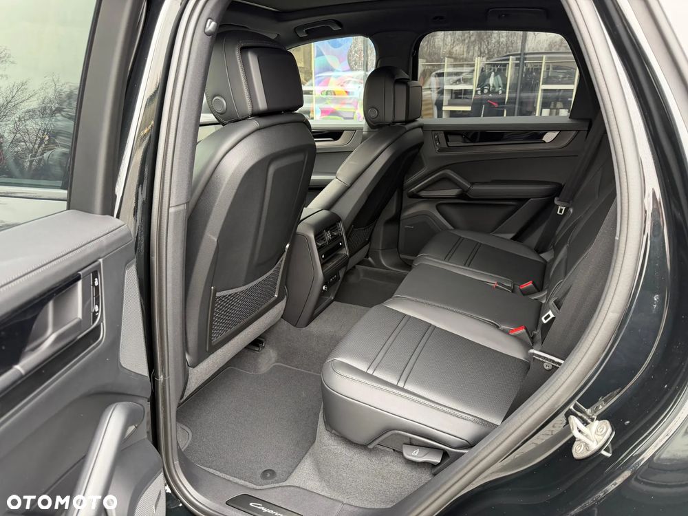 Porsche Cayenne S E-Hybrid PHEV Black Edition - 18