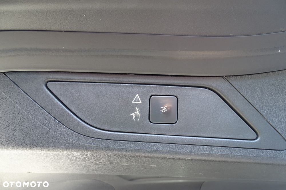 Citroën C4 SpaceTourer 2.0 BlueHDi Shine S&S EAT8 - 28