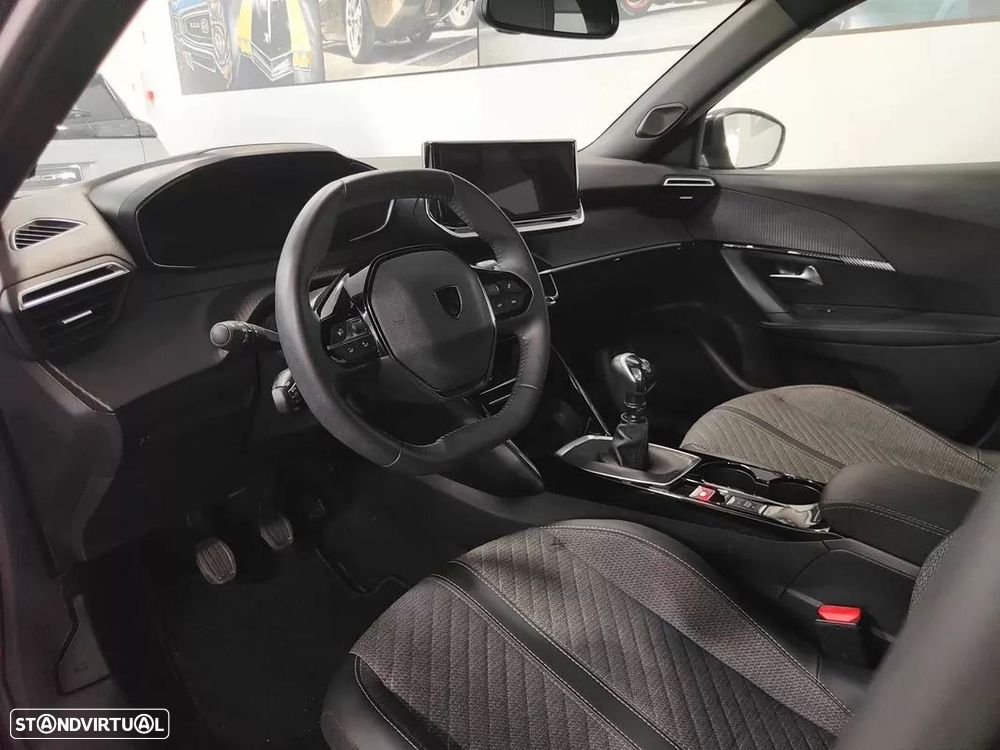 Peugeot 2008 1.2 PureTech Allure - 7