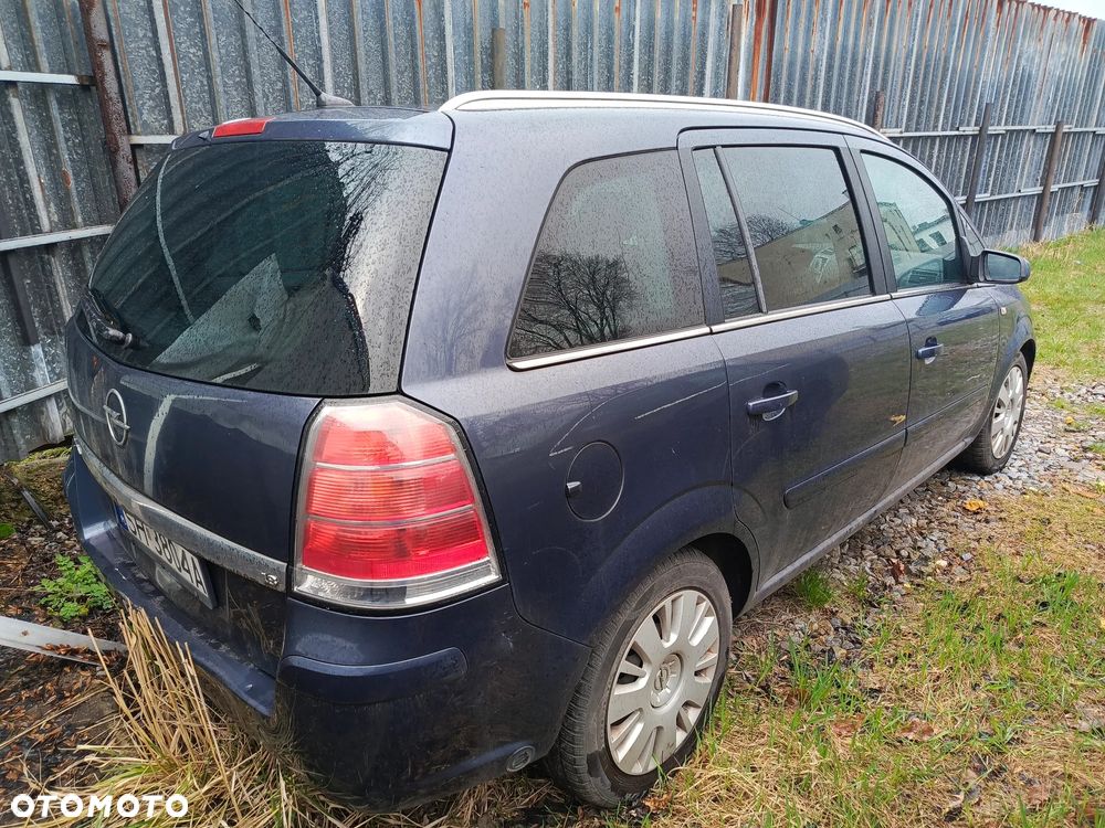 Opel Zafira 1.8 Navi - 4