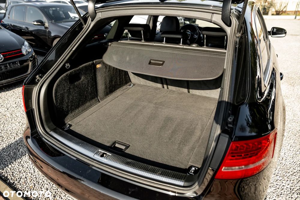 Audi A4 Avant 2.0 TFSI quattro S tronic S line Sportpaket - 22