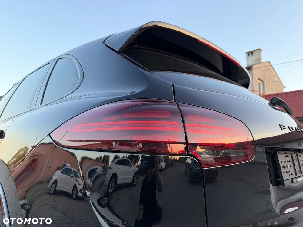 Porsche Cayenne - 13
