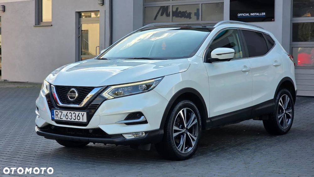 Nissan Qashqai 1.3 DIG-T N-Connecta DCT - 1