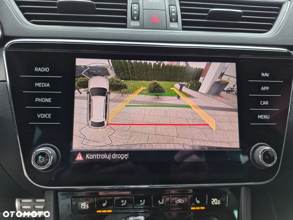 Skoda Superb 2.0 TSI Sportline DSG - 21