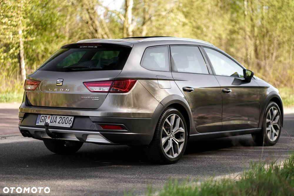 Seat Leon 2.0 TDI FR S&S DSG EU6 - 9