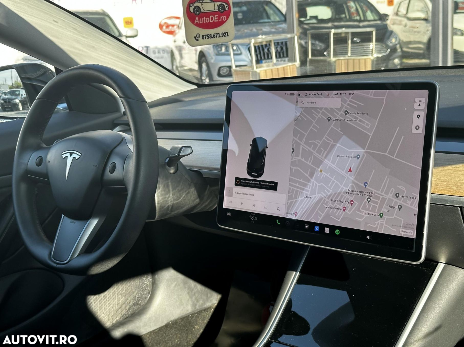 Tesla Model 3 - 7