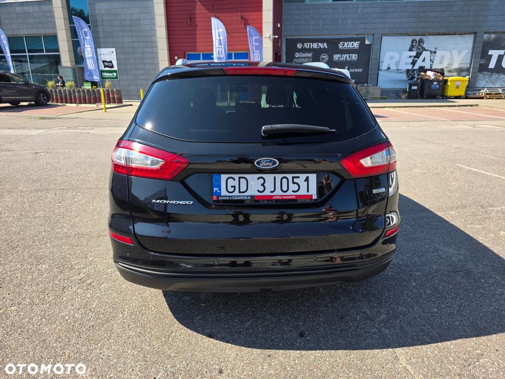 Ford Mondeo - 12