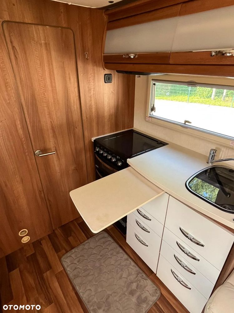 Mercedes-Benz Sprinter - 18