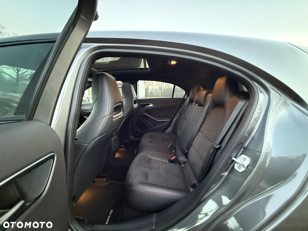 Mercedes-Benz Klasa A 200 7G-DCT AMG Line - 24