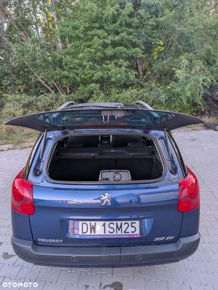 Peugeot 207 1.6 HDi - 11