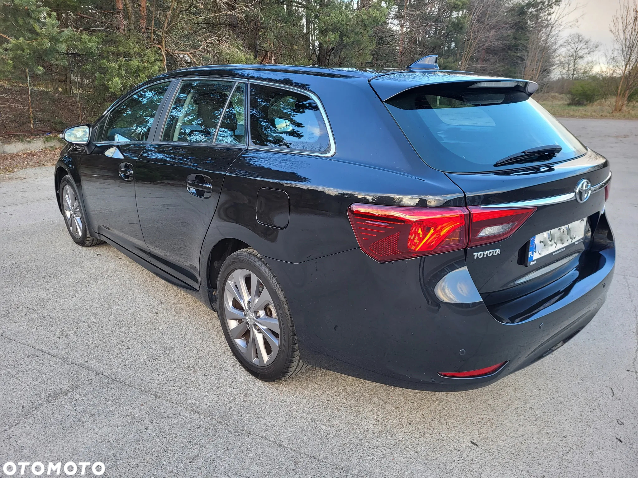 Toyota Avensis 1.6 D-4D Active - 11