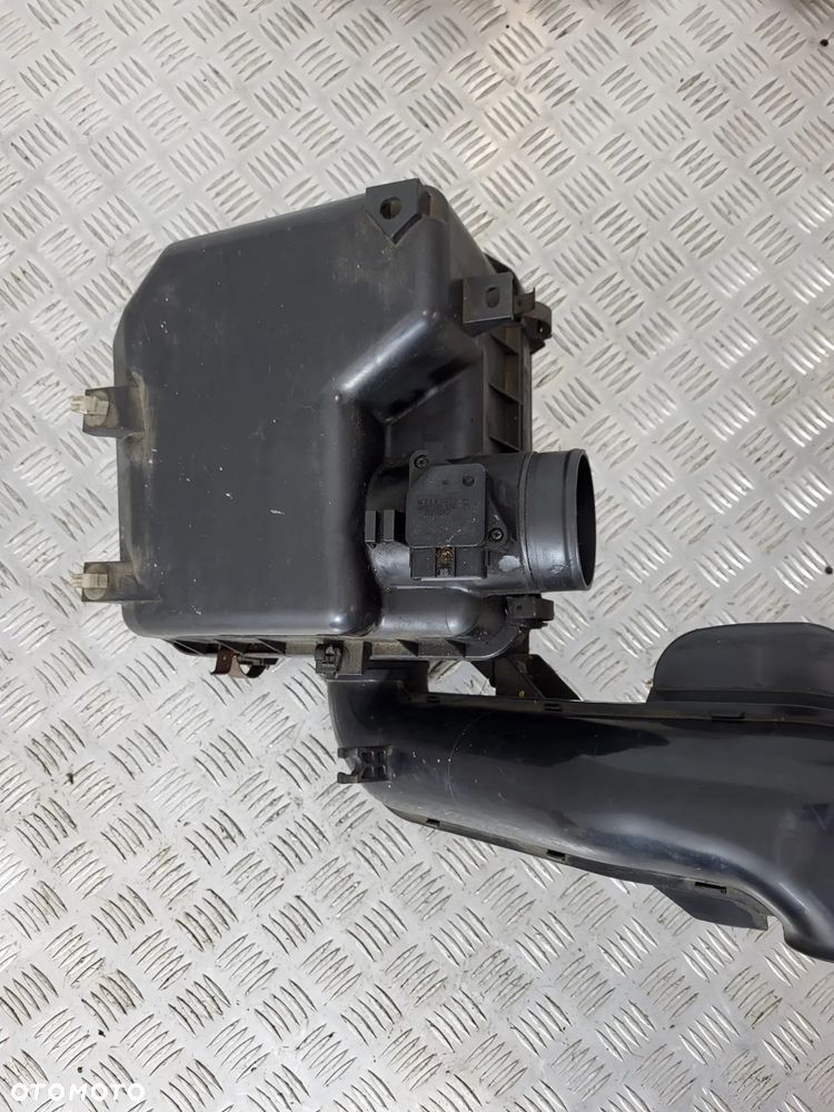 Mitsubishi L200 IV 2.5 Obudowa Filtra Powietrza - 3