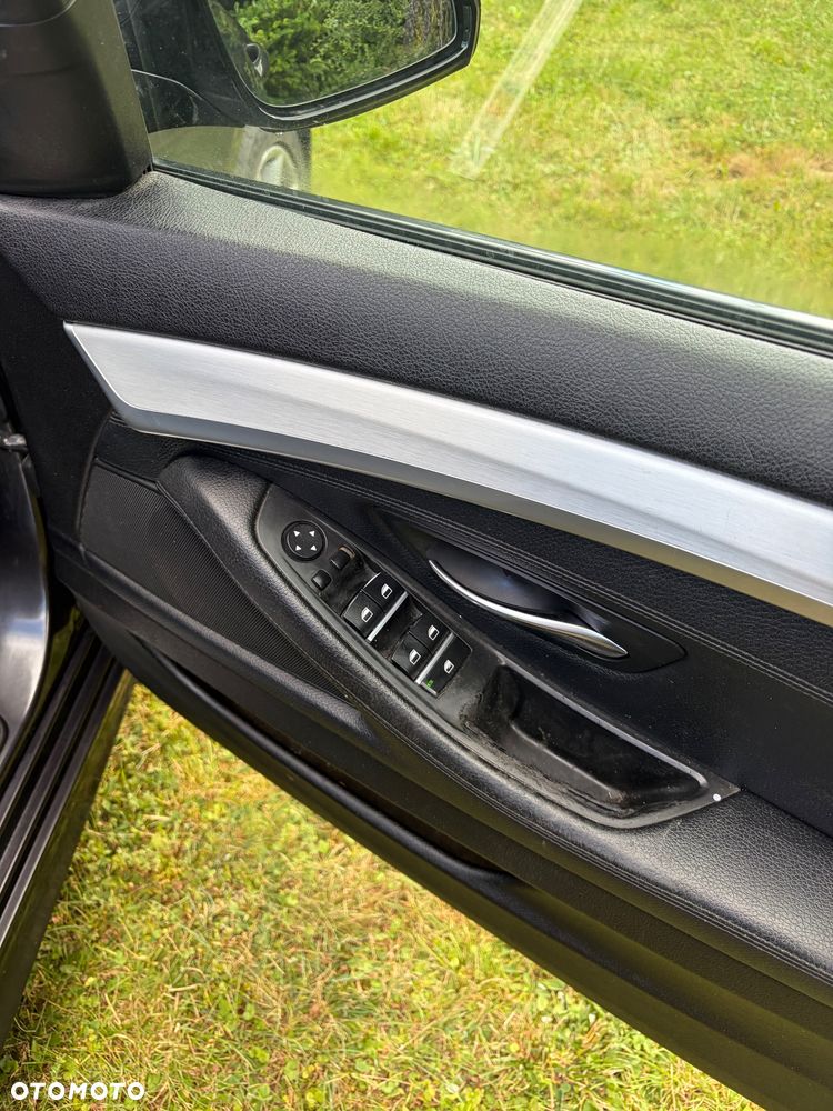 BMW Seria 5 - 13