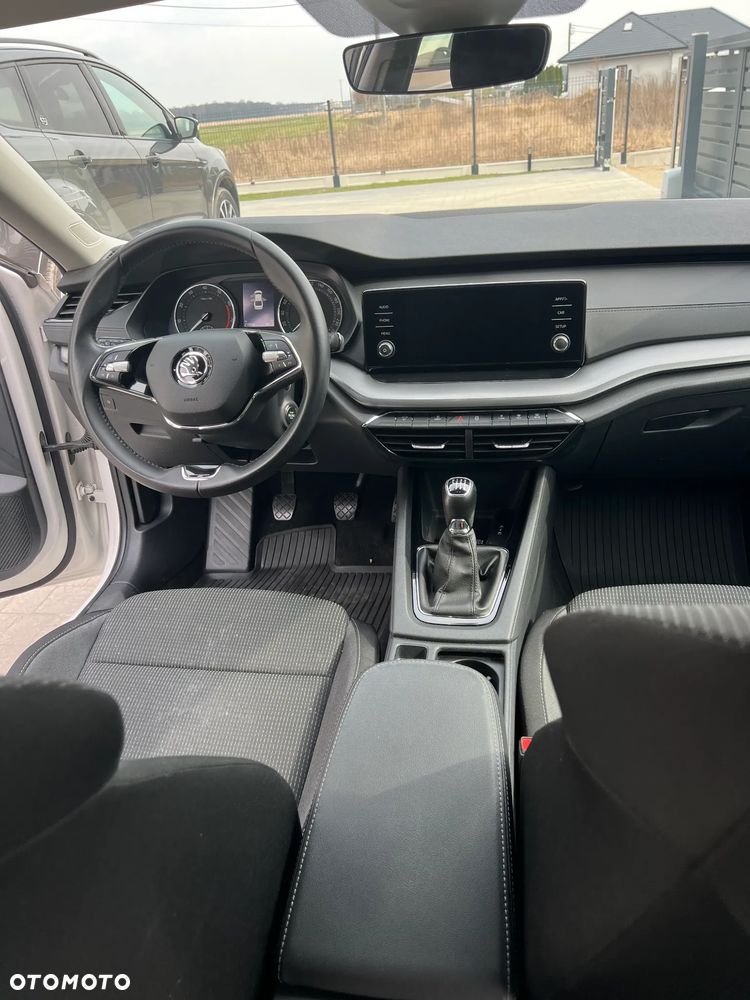 Skoda Octavia 1.5 TSI ACT Ambition - 10