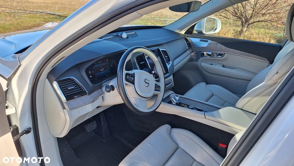 Volvo XC 90 T8 AWD Plug-In Hybrid Ultimate Bright 7os - 7