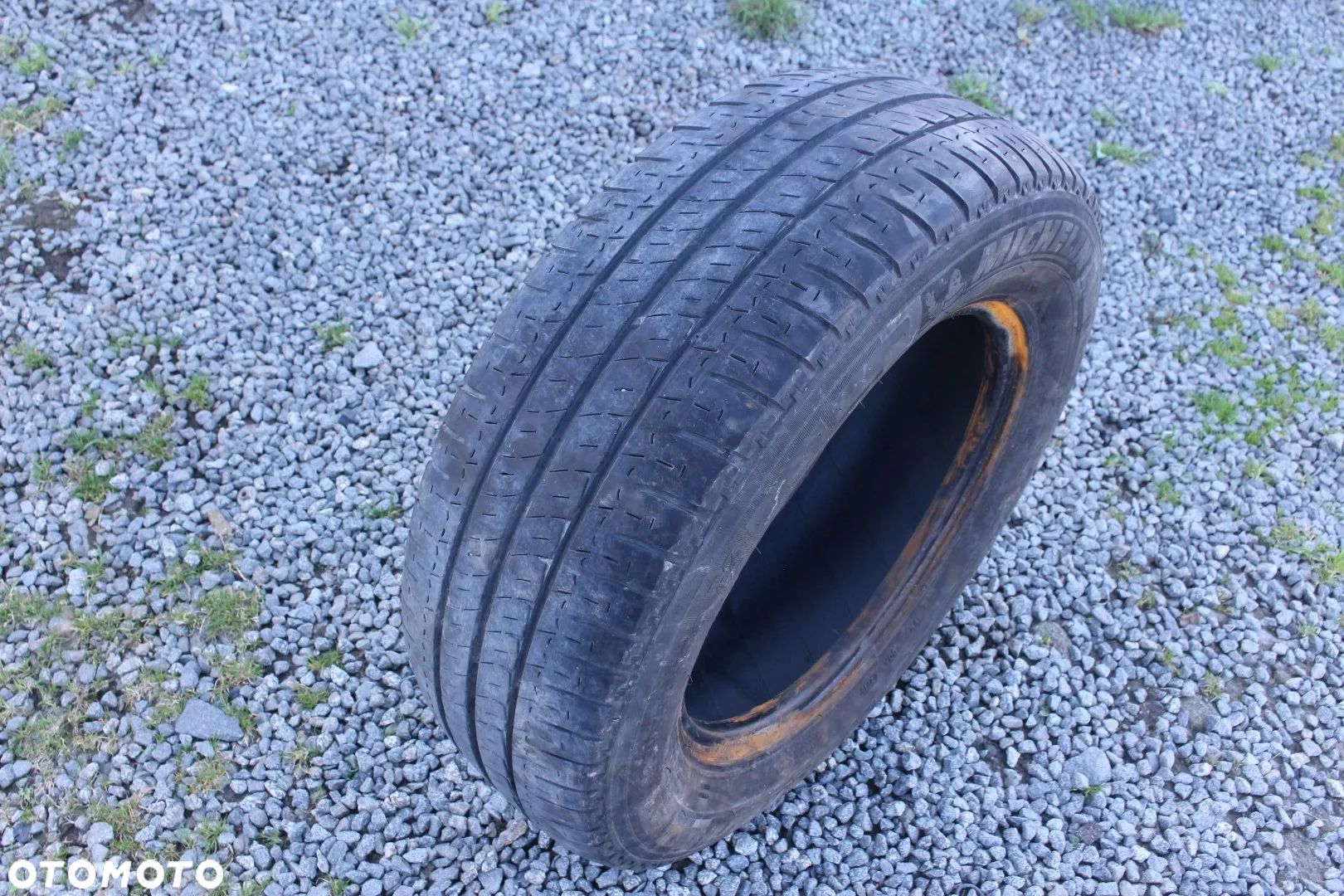 Opona Pojedyncza Wzmocniona 225/65 R16C Michelin Agilis 6mm. 19r. - 1