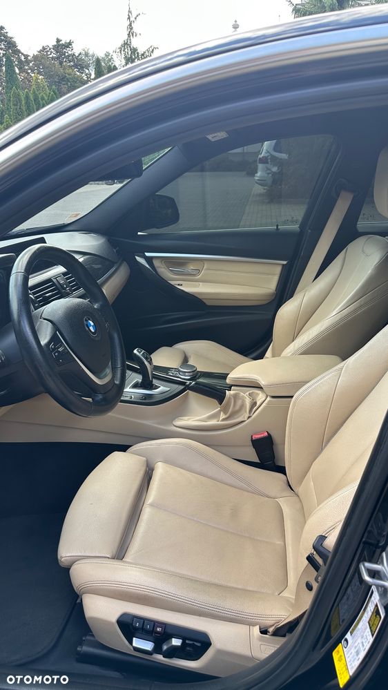 BMW Seria 3 330i Luxury Line sport - 14