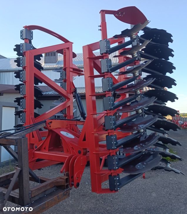 Inny BRONA Talerzowa agregat talerzowy talerzówka szerokości od 2,m 2,5m 3,0m 4.0m 6.0 składana hydraulicznie składana hydraulicznie - 3
