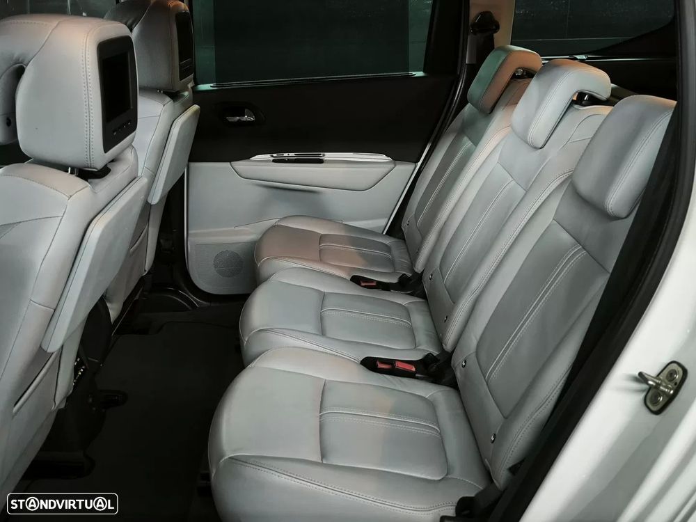 Peugeot 5008 1.6 E-HDi 5L Allure 2-Tronic - 29